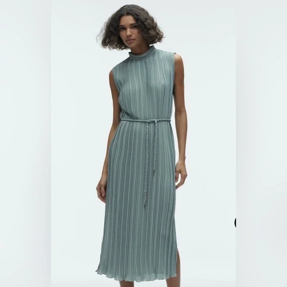 open lace back dress ZARA. Champagne-colored pleated midi dress. TM – Hibuy market main image 1